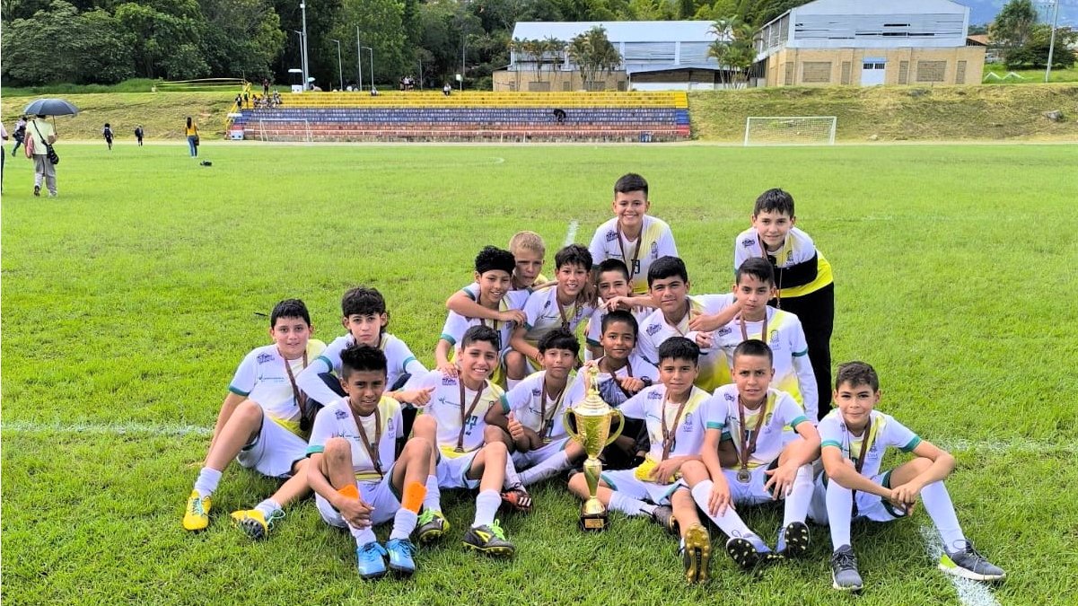 11 medallas de oro — imagen 5 de 6