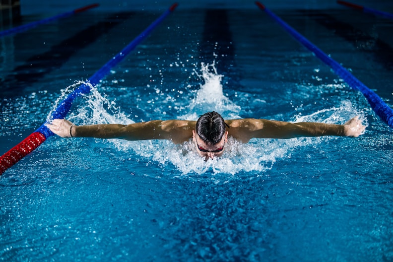 Natación