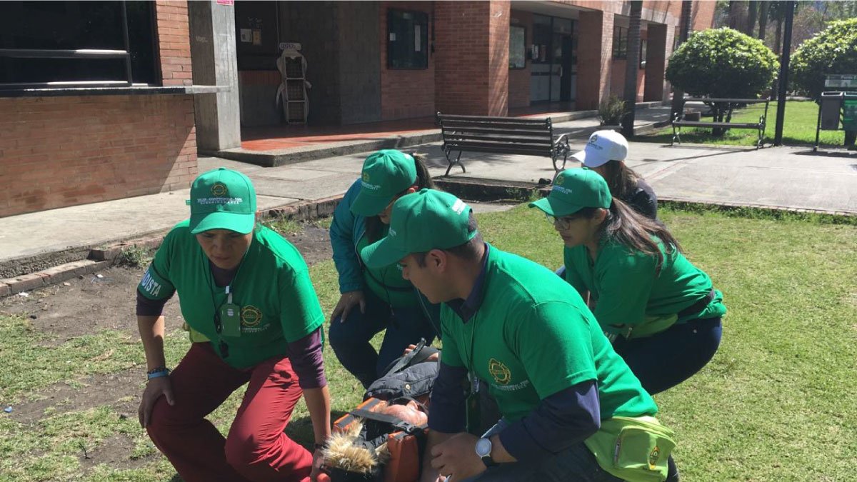 3.134 personas de la U. participaron en el simulacro Nacional — imagen 6 de 13