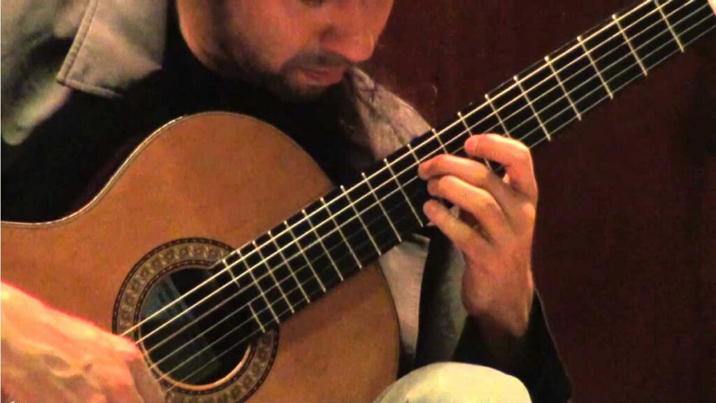Amor a la música y la docencia inspiran su mundo