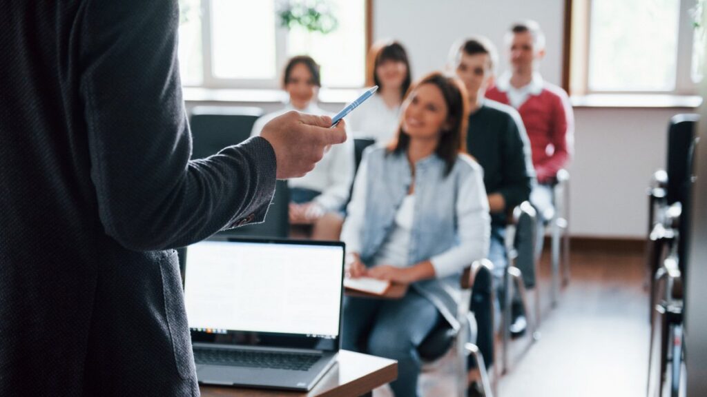 Aún estás a tiempo, postula a tu profe innovador