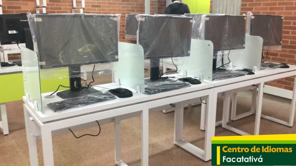 Avanza centro de idiomas UCundinamarca — imagen 1 de 4