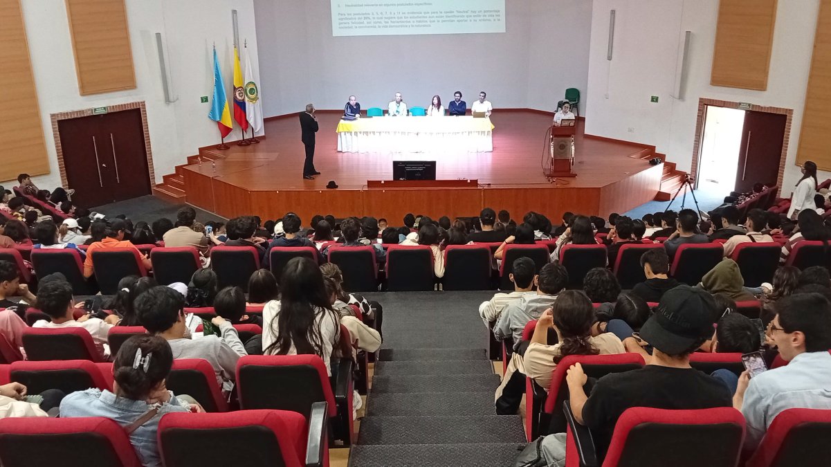 Bienvenida a 1.884 nuevos estudiantes — imagen 26 de 27