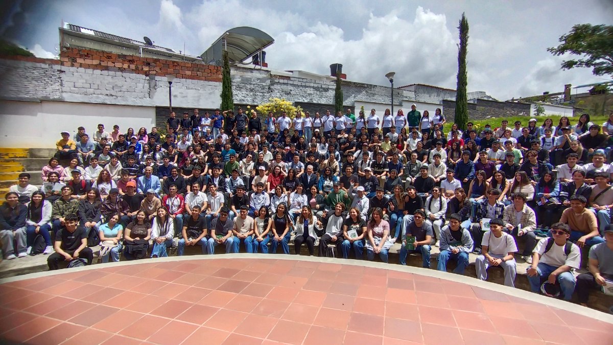 Bienvenida a 1.884 nuevos estudiantes — imagen 27 de 27