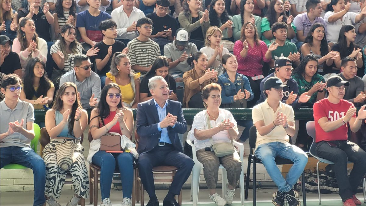 ¡Bienvenidos! Empezamos la vida en la U. — imagen 3 de 3