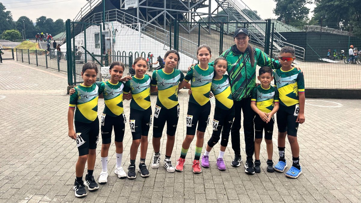 Brillante participación del Club de Patinaje — imagen 2 de 2