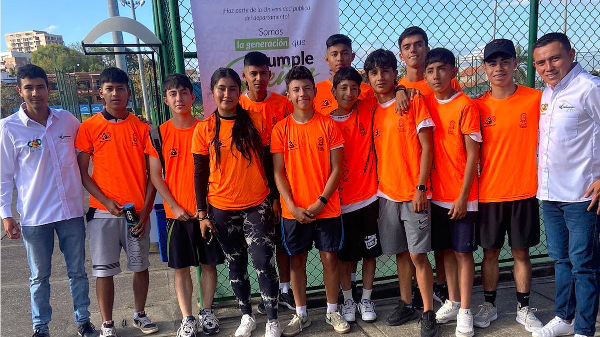 Brillantes logros en tenis y patinaje — imagen 2 de 4