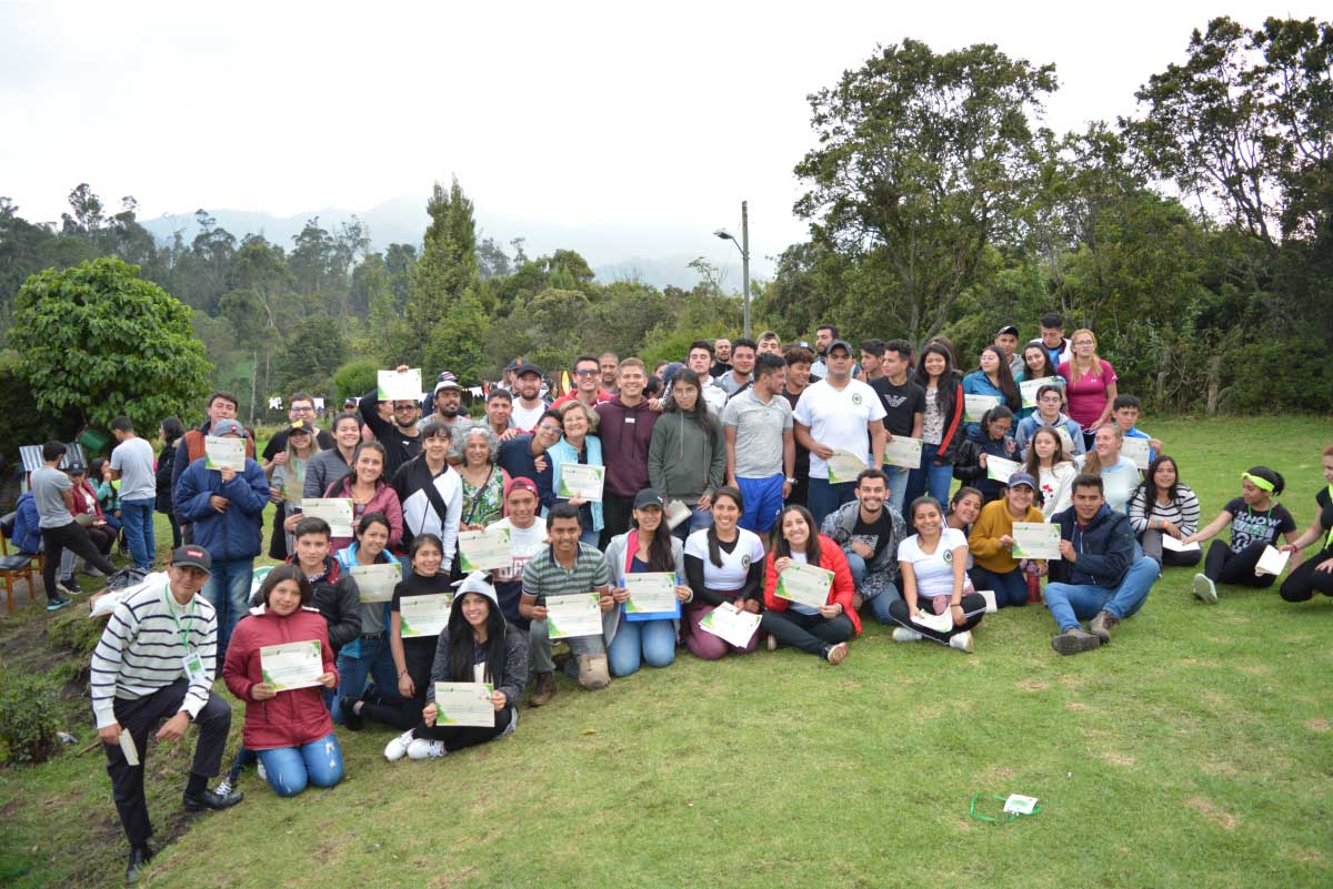 Campamento de inmersión lingüística y apoyo a la comunidad — imagen 6 de 9