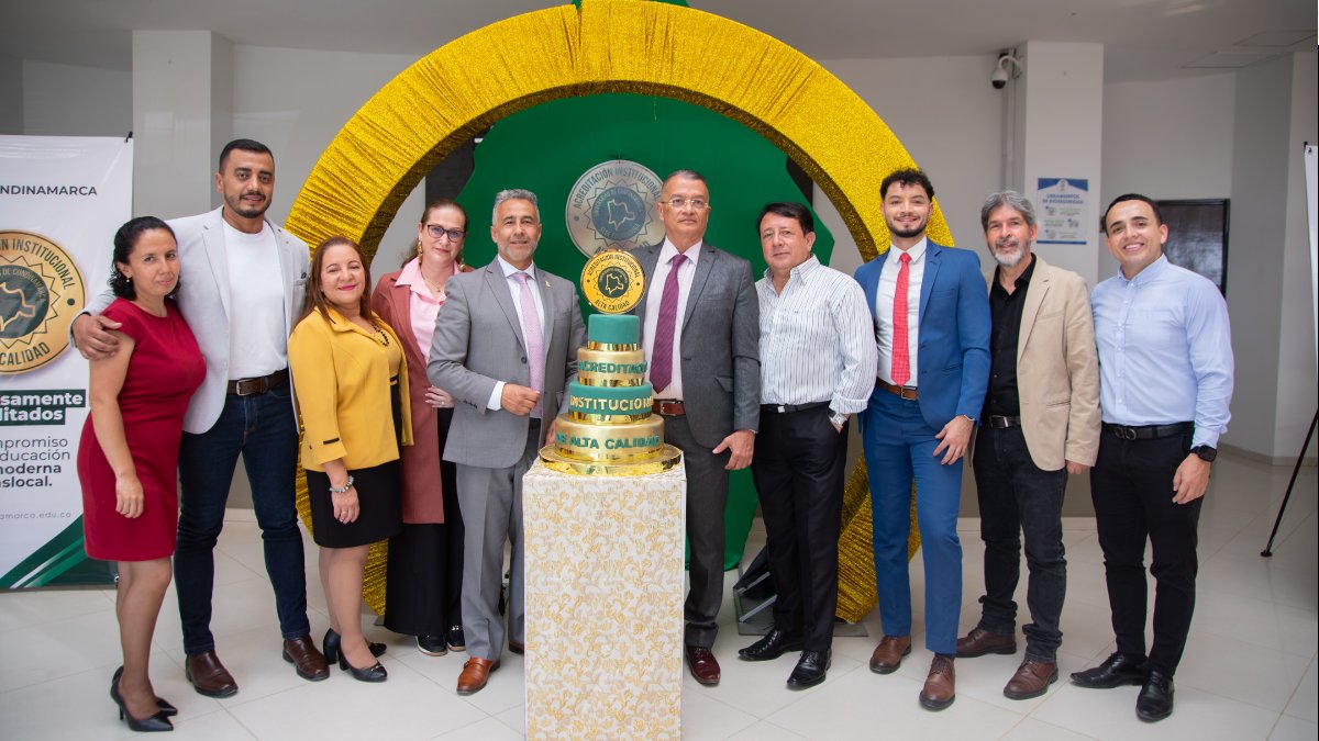 Celebramos la Acreditación en Alta Calidad — imagen 2 de 19