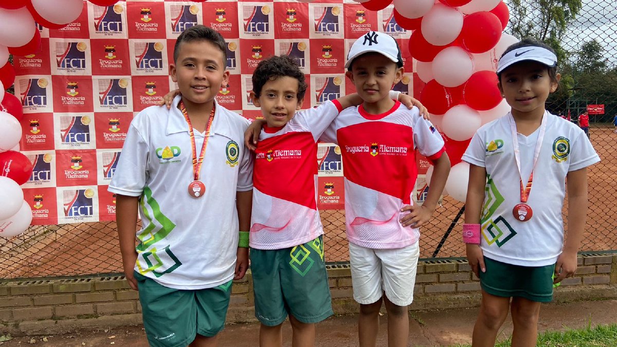 Club de Tenis de campo participó en el Festival Infantil Copa Droguería Alemana — imagen 5 de 5