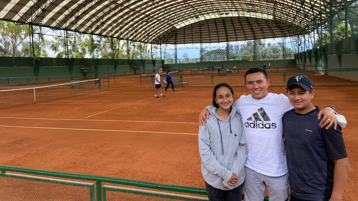 Club de Tenis en Cuartos de Final — imagen 1 de 2