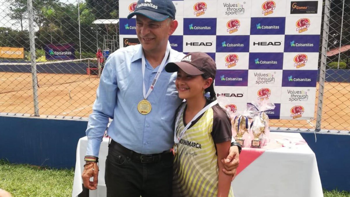Club de tennis infantil se presenta en Armenia — imagen 5 de 5