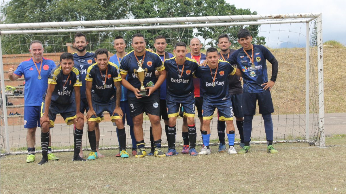 Clubes de ciclismo y fútbol con resultados meritorios — imagen 5 de 5