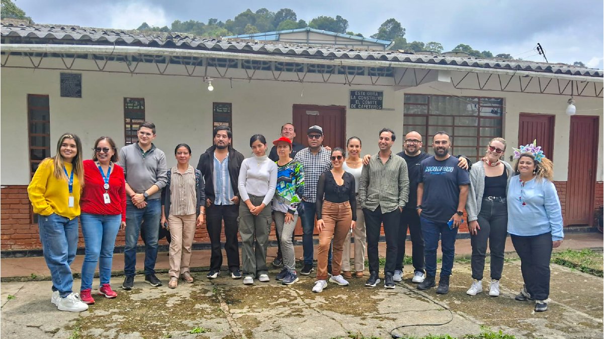 Conectando comunidades — imagen 2 de 4