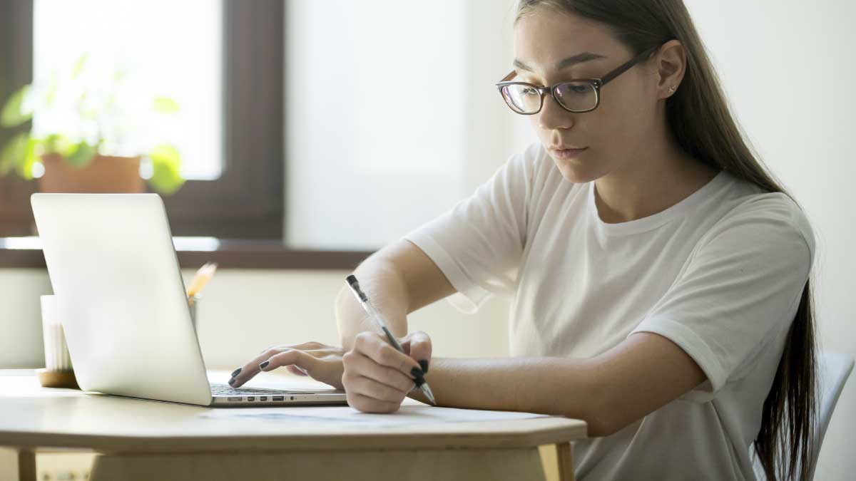 Conoce cómo descargar las pruebas Saber TyT