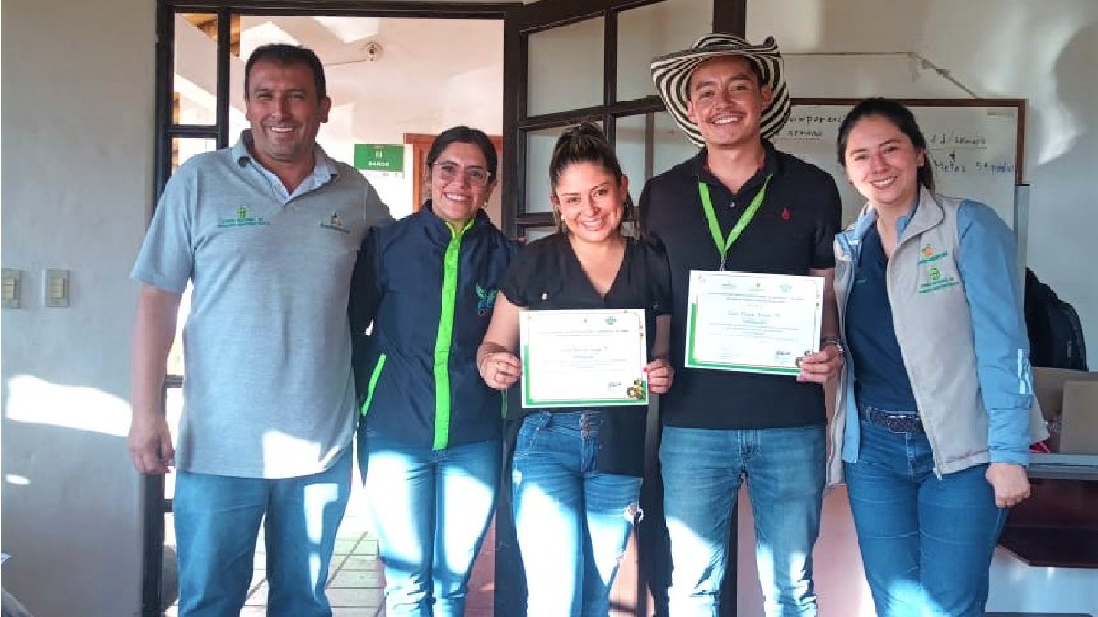 Contribuyendo con el desarrollo del campo — imagen 5 de 6
