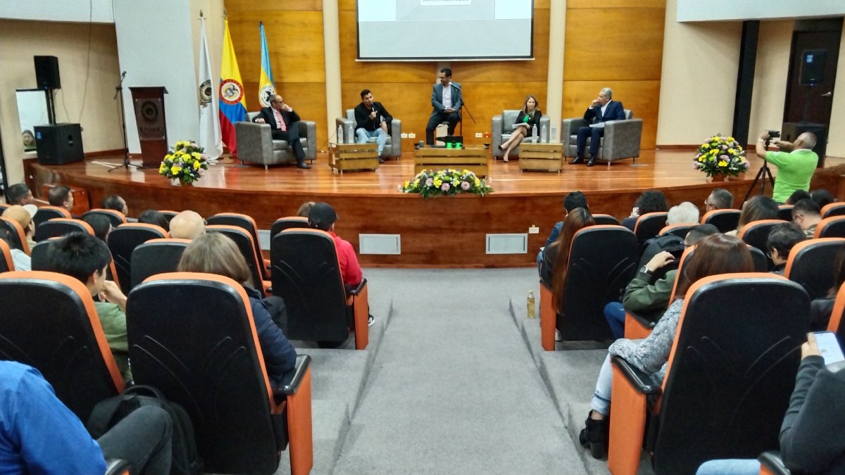 Conversando de educación superior y pública — imagen 4 de 5