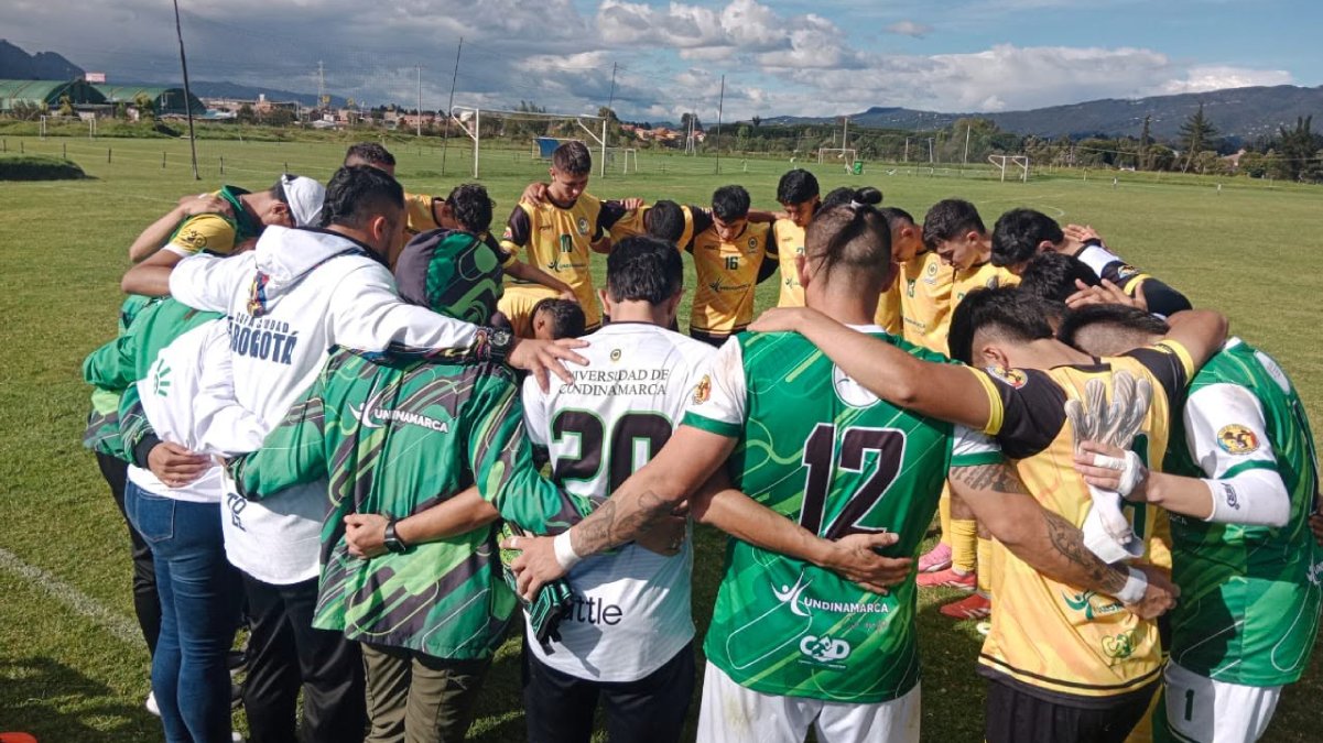 Defendiendo el liderato en Primera C — imagen 2 de 2
