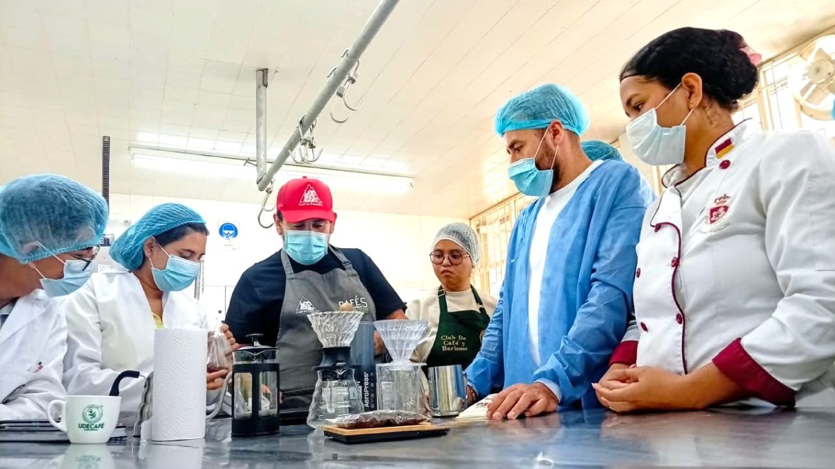 Del grano a la taza, café, cultura y aprendizaje — imagen 2 de 4
