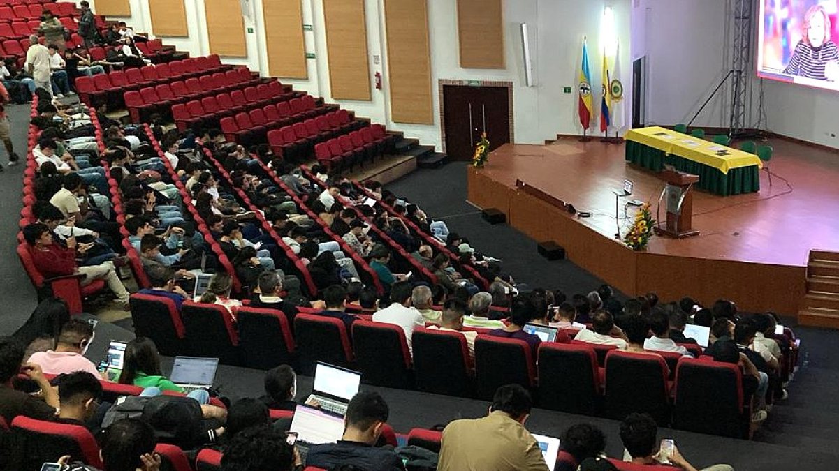 Diálogo latinoamericano sobre transmodernidad — imagen 4 de 6