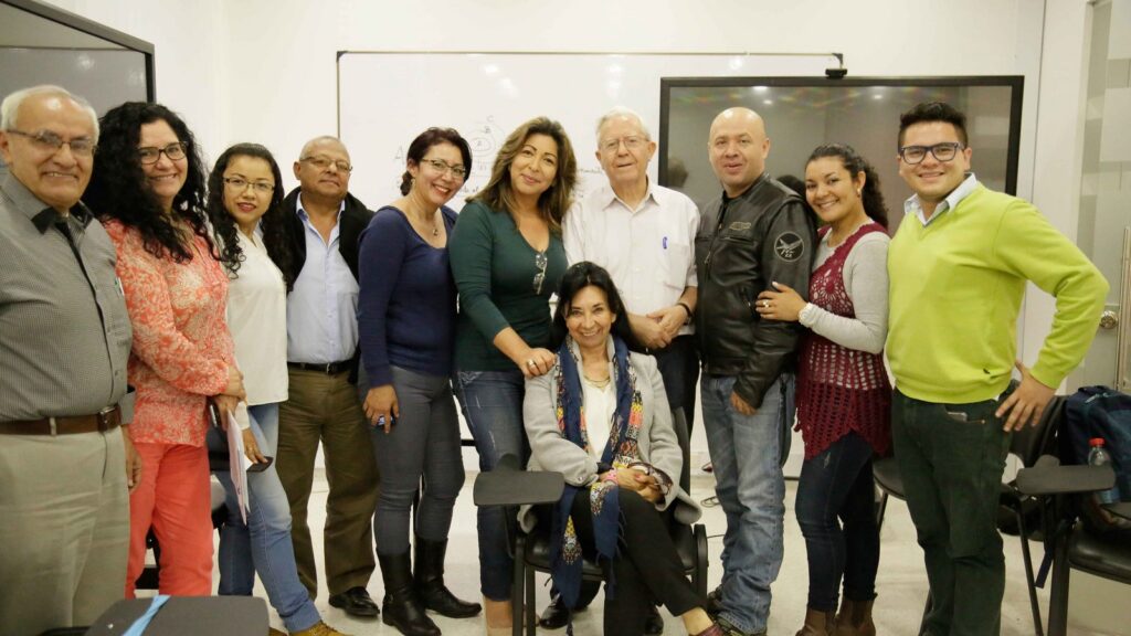 “Educar es construir pensamiento” José María Martínez