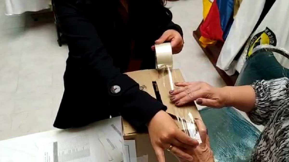 Elecciones de los Representantes de los profesores — imagen 38 de 40 Elecciones de los Representantes de los profesores — imagen 38 de 40
