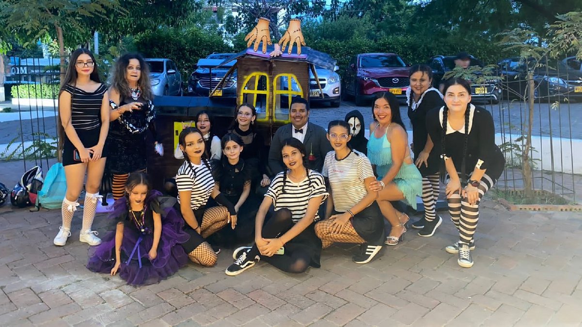 “English Night” in Girardot — image 5 of 6