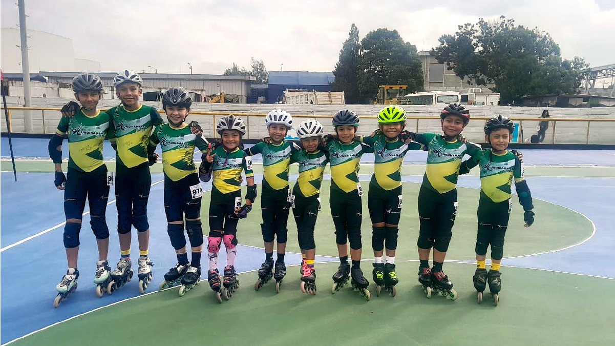 Equipo de patinaje se destaca con 25 medallas — imagen 2 de 2