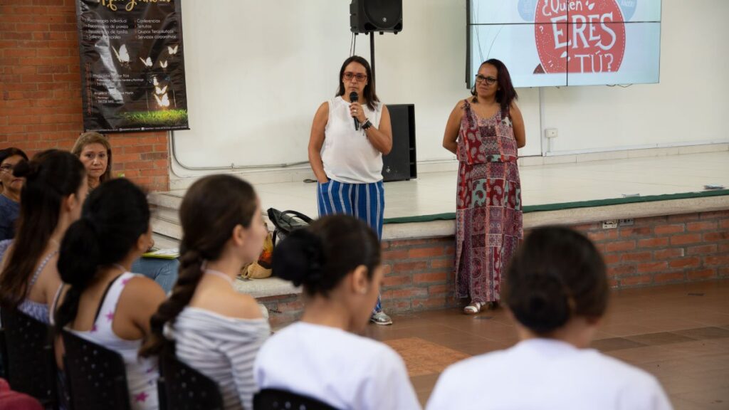 “Estamos en una sociedad depresiva”: Carlota Castro — imagen 1 de 8