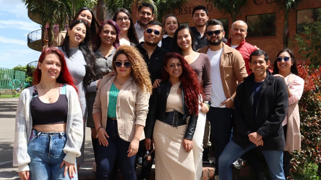 Estudiantes, protagonistas de su nueva etapa — imagen 1 de 27