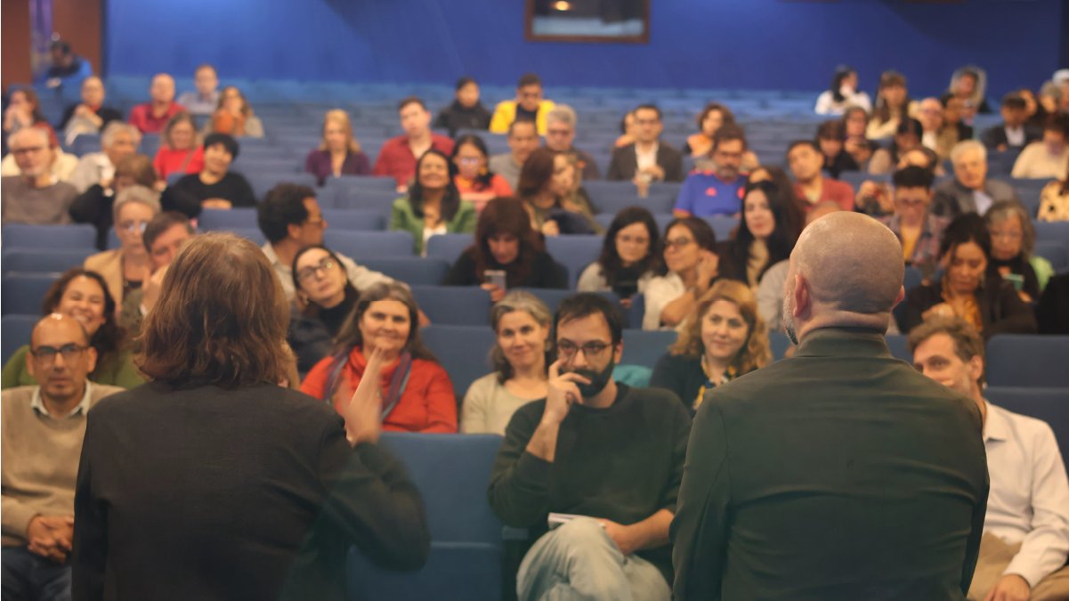 Estudiantes se destacaron en CLACSO 2025 — imagen 3 de 5