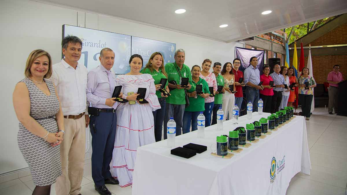 Girardot pays tribute to 50 years of institutional life — image 9 of 9