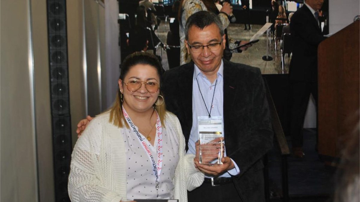 Graduada lidera proyecto de vías inteligentes — imagen 2 de 2