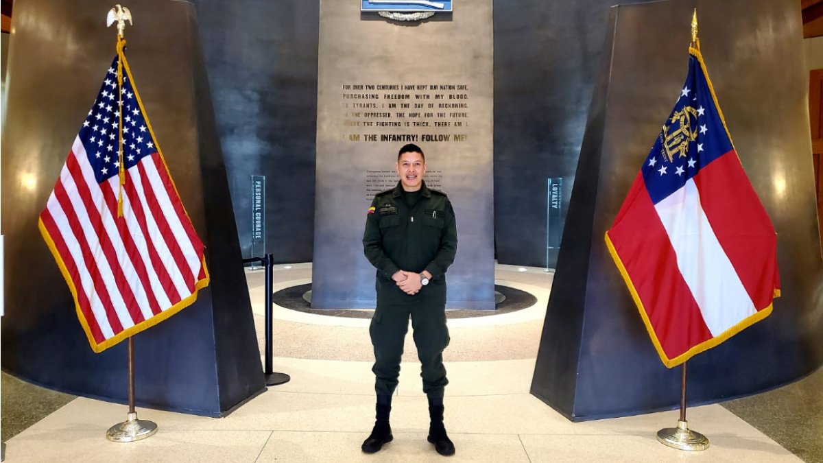 Graduado al servicio de la Nación — imagen 1 de 2