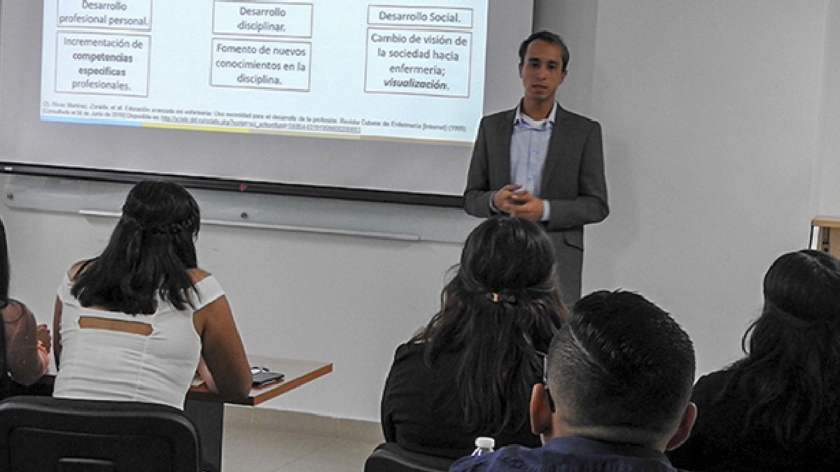 Graduado con la visión de aportar conocimiento