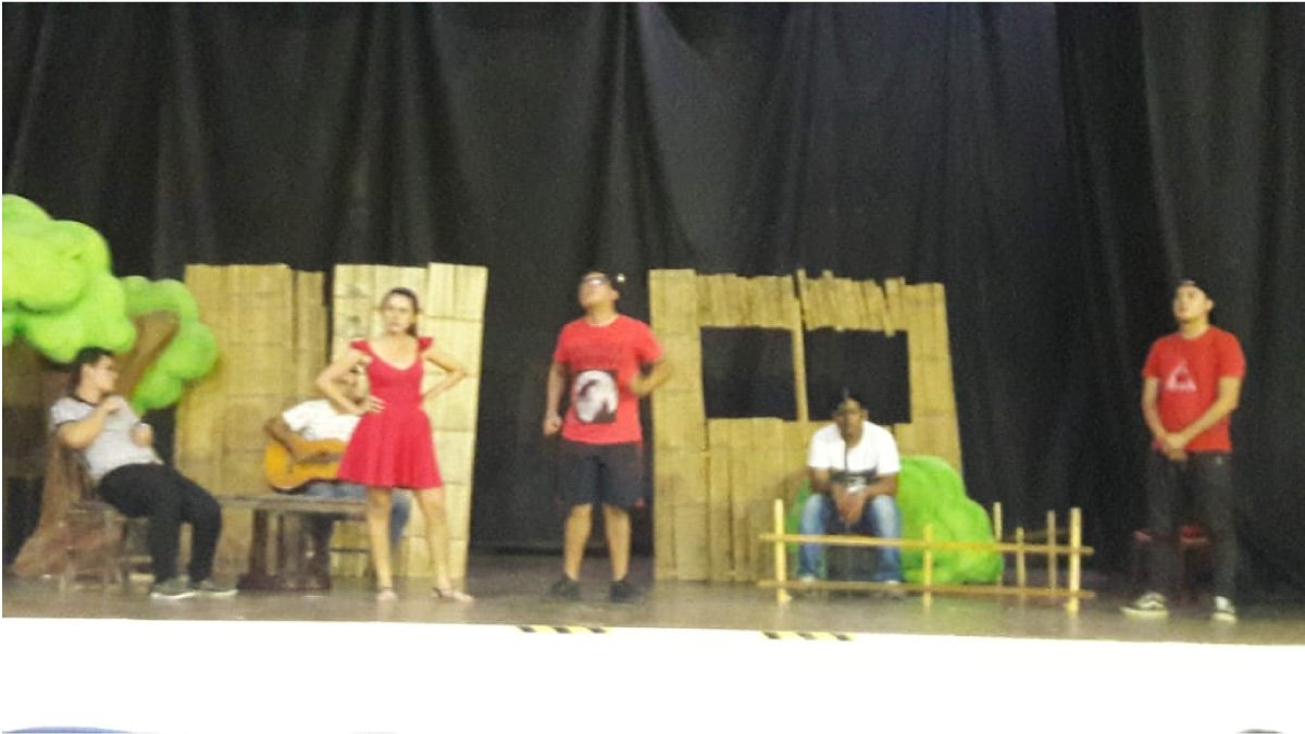 Grupo de teatro enfocado en la formación del ser — imagen 3 de 6