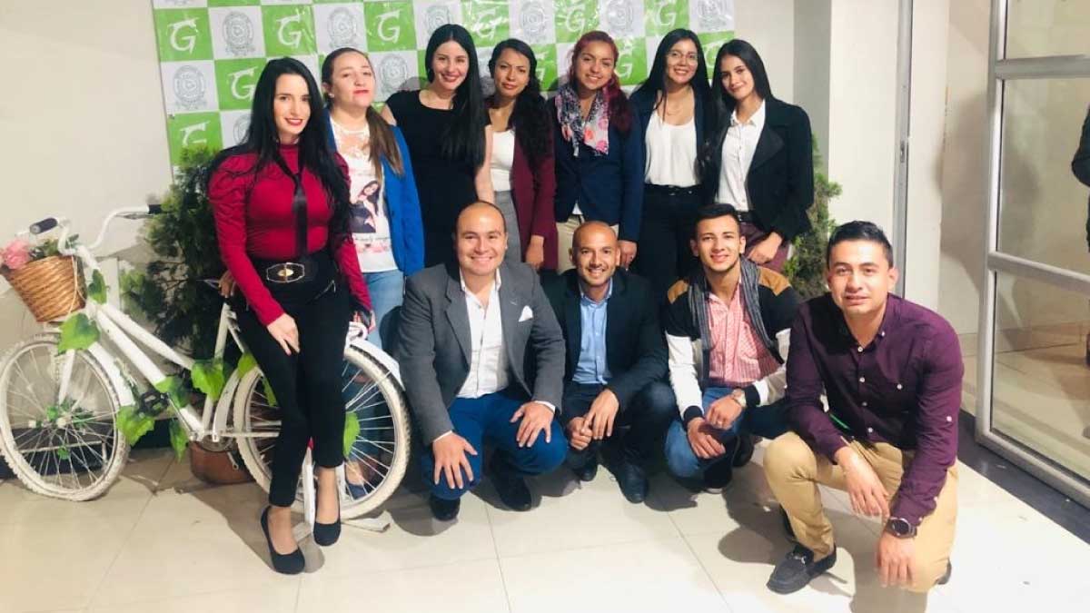 Homenaje Ceremonia de Grado — imagen 3 de 3