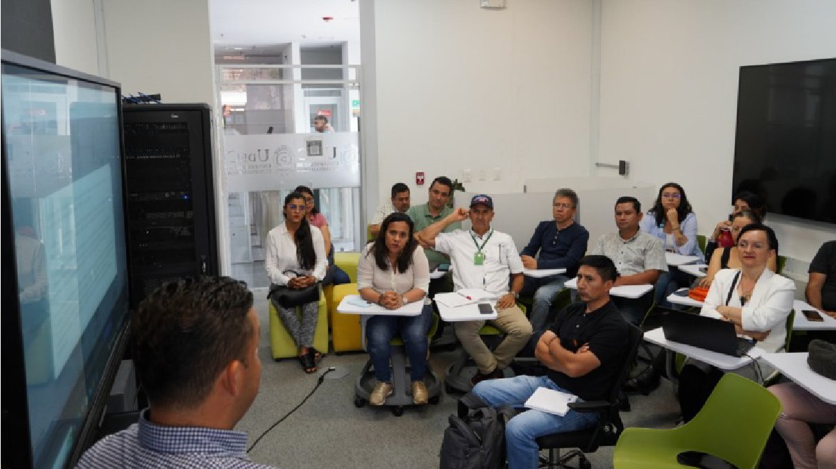 Impulsando la IA en la formación académica — imagen 2 de 4