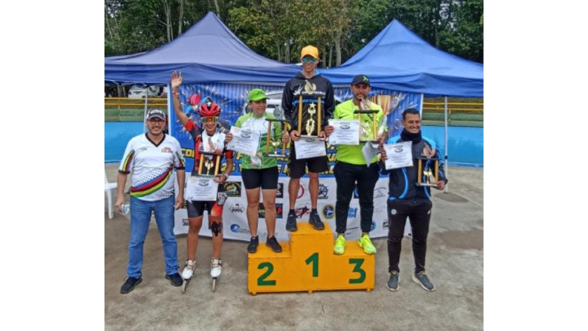 Campeón Nacional de Escuelas de la Copa P&P — imagen 1 de 3