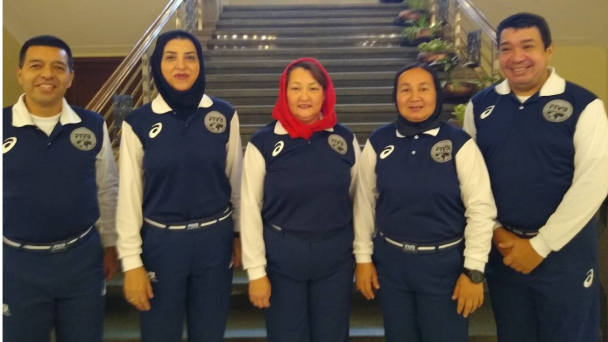 El graduado que ha pitado en 5 mundiales de voleibol — imagen 1 de 3
