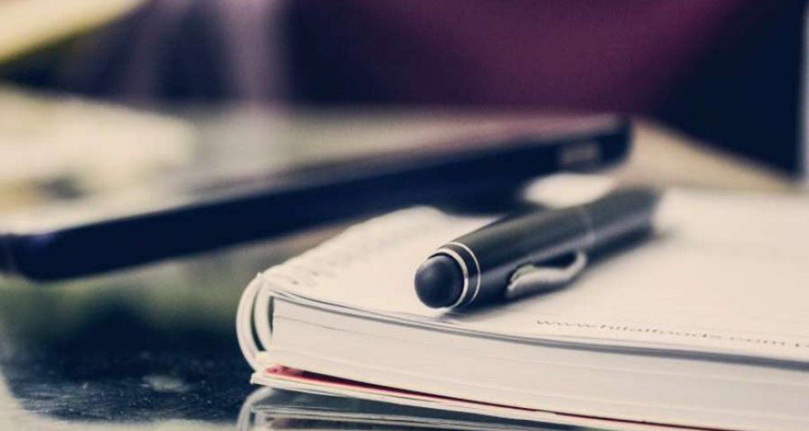 Los procesos de selección académica del manuscrito por una revista científica Los procesos de selección académica del manuscrito por una revista científica