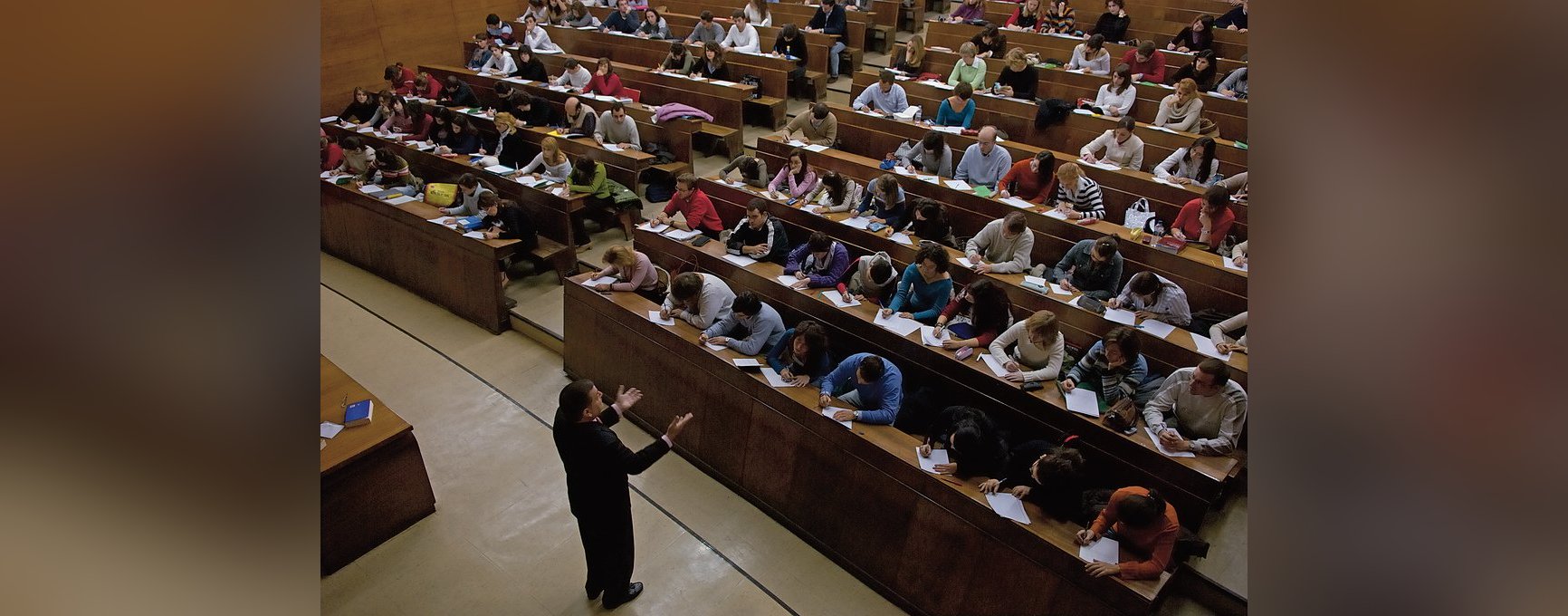 Los profesores universitarios que investigan enseñan mejor