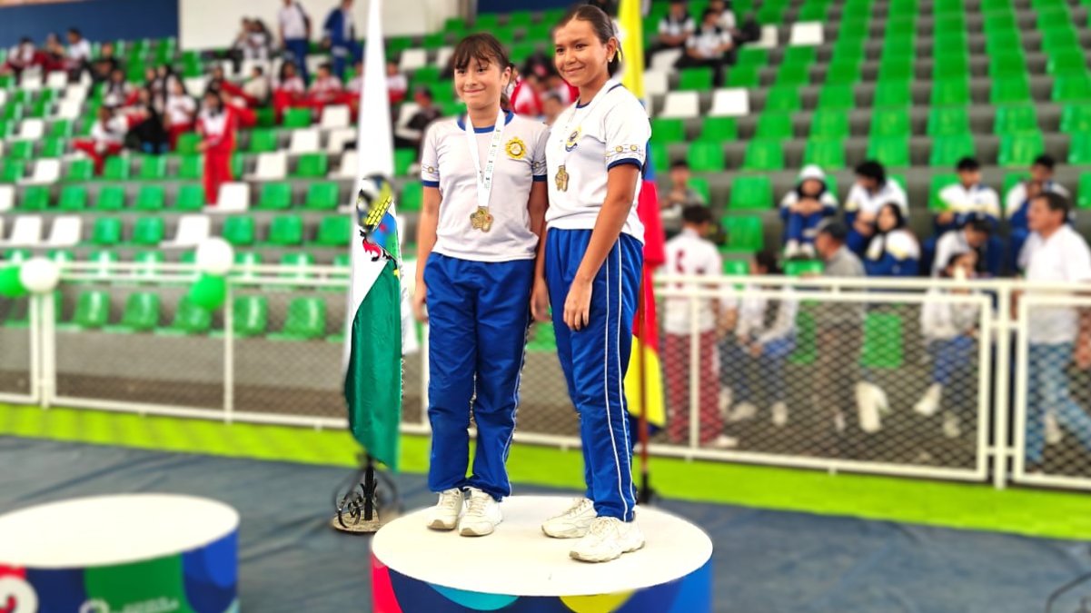 Nadadores se destacan en Intercolegiados — imagen 3 de 3
