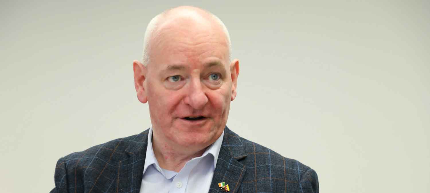 “No podemos permitir que la violencia sea la última palabra": Mark Durkan