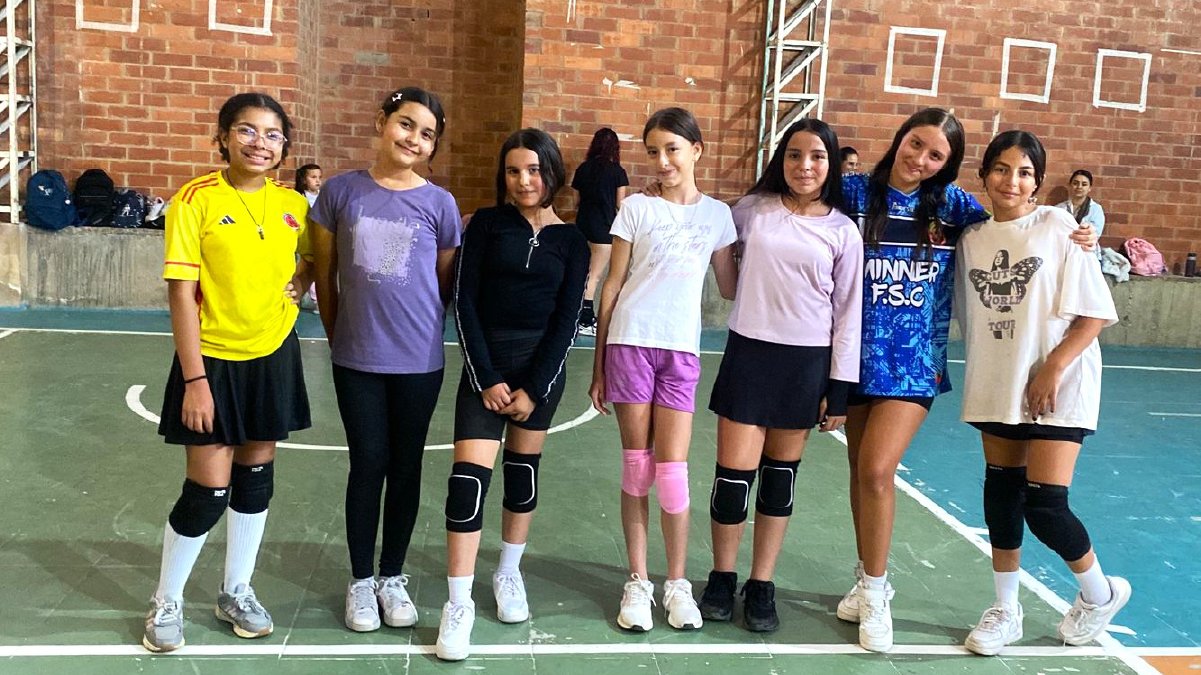 Nuevo equipo de Voleibol en el CAD — imagen 3 de 5
