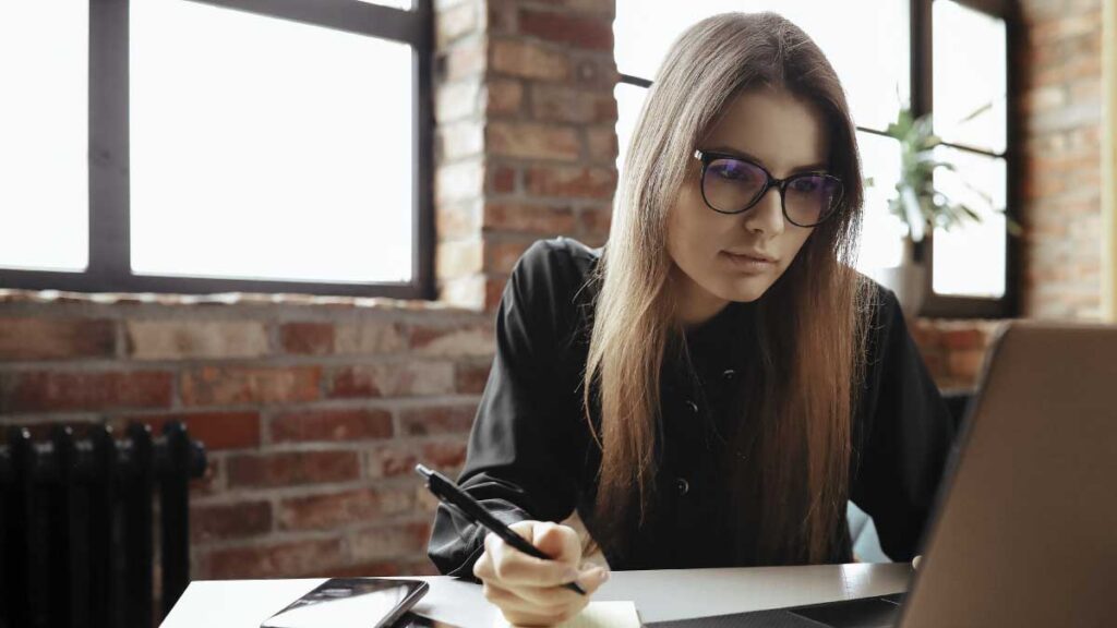 Pasos clave para buscar exitosamente trabajo