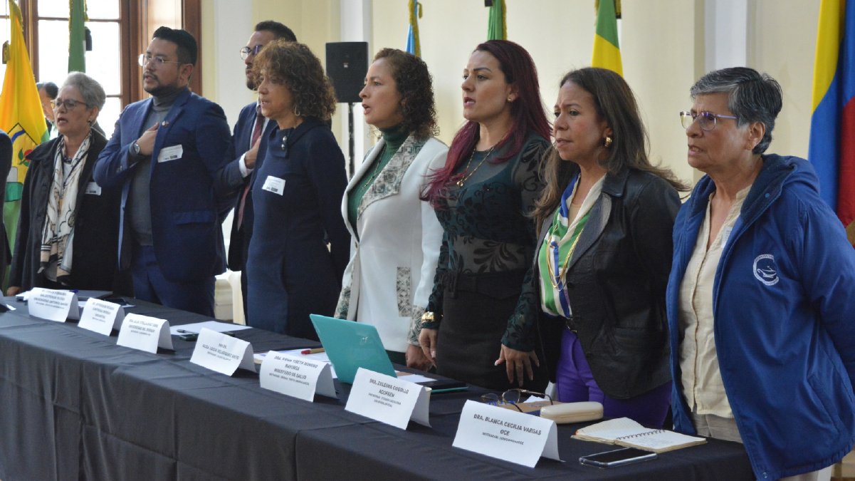 Present at the National Nursing Forum — image 2 of 4