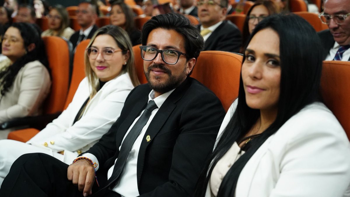 Primer Doctorado Honoris Causa que transforma la educación — imagen 17 de 27