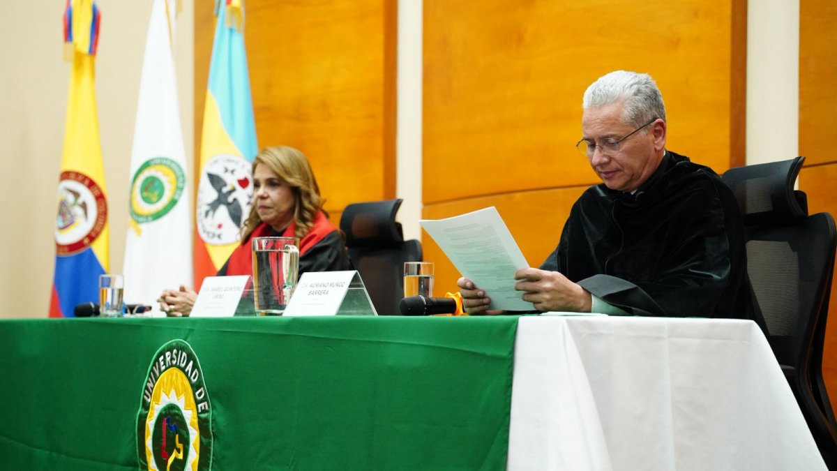 Primer Doctorado Honoris Causa que transforma la educación — imagen 18 de 27