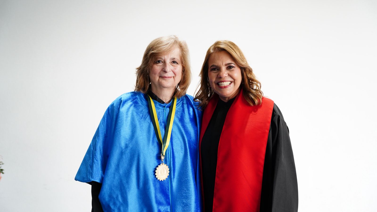 Primer Doctorado Honoris Causa que transforma la educación — imagen 25 de 27